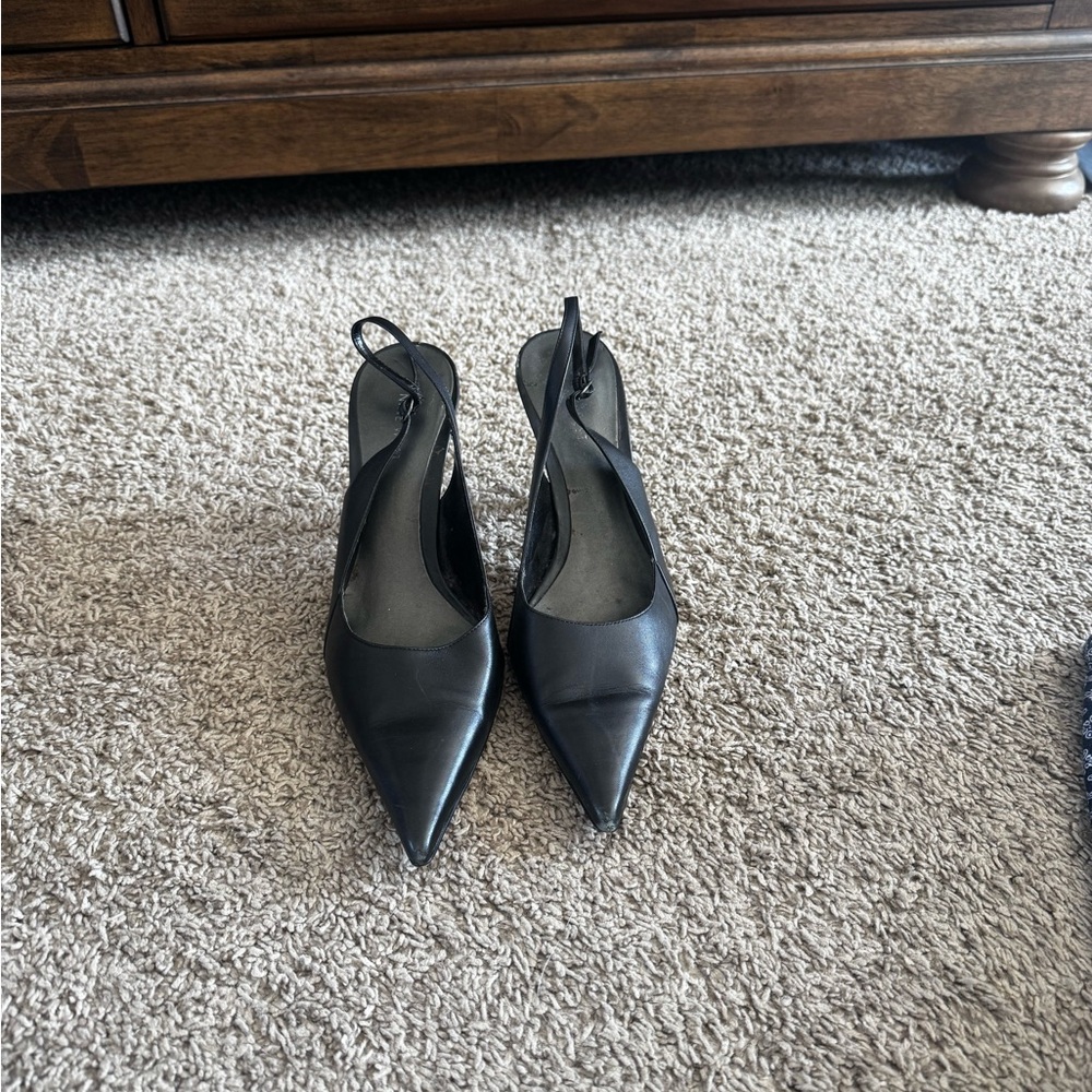 Nine West Black Pointed Slingback Heels